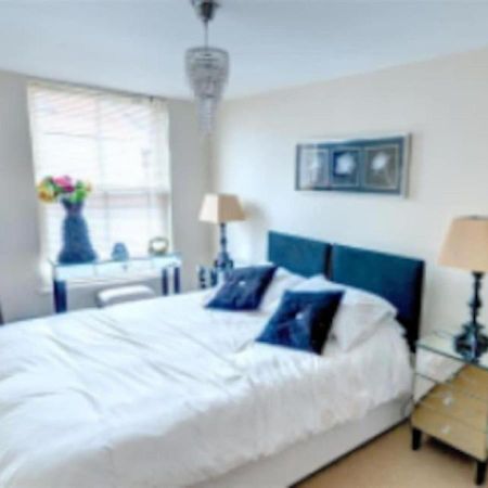 Kittiwake-Top Floor Sea View Apartment Two Bedrooms Скарбъро Екстериор снимка